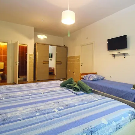Apartment Fuer 10 Personen Ca 150 Qm In Pula, Istrien Istrische Riviera *