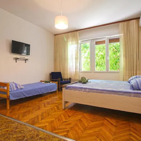 Fuer 10 Personen Ca 150 Qm In Pula, Istrien Istrische Riviera *